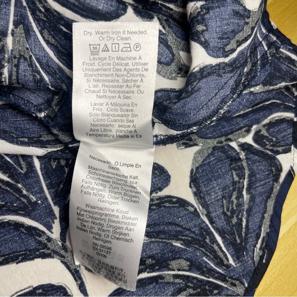 DONNA KARAN NEW YORK V-NECK PRINTED PEPLUM BLUE BLOUSE size Large - Picture 10 of 12